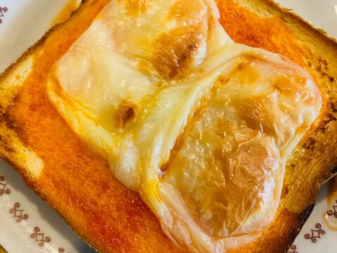 モッツァレラチーズのせケチャマヨトースト